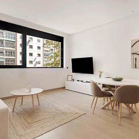 Cozy And Comfortable Apartment Malaga Exterior photo